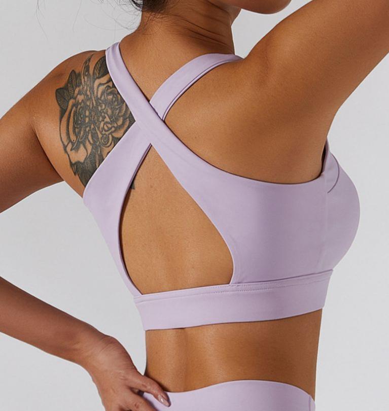 Sportinė liemenėlė su užtrauktuko detale