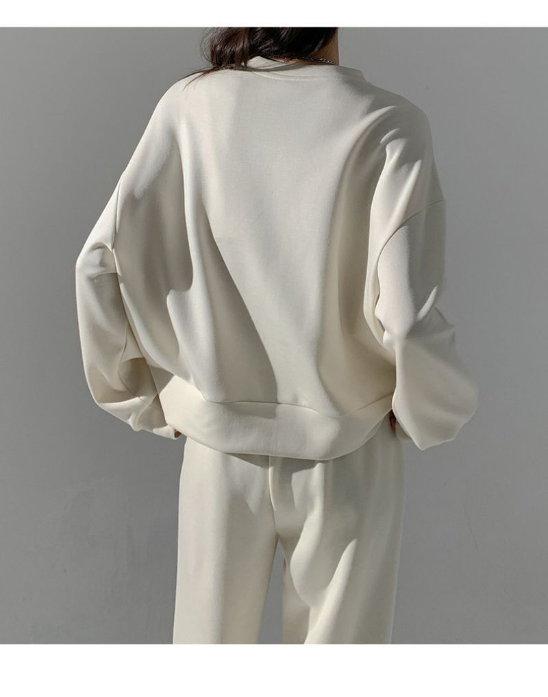 Treninginis laisvalaikio kostiumėlis