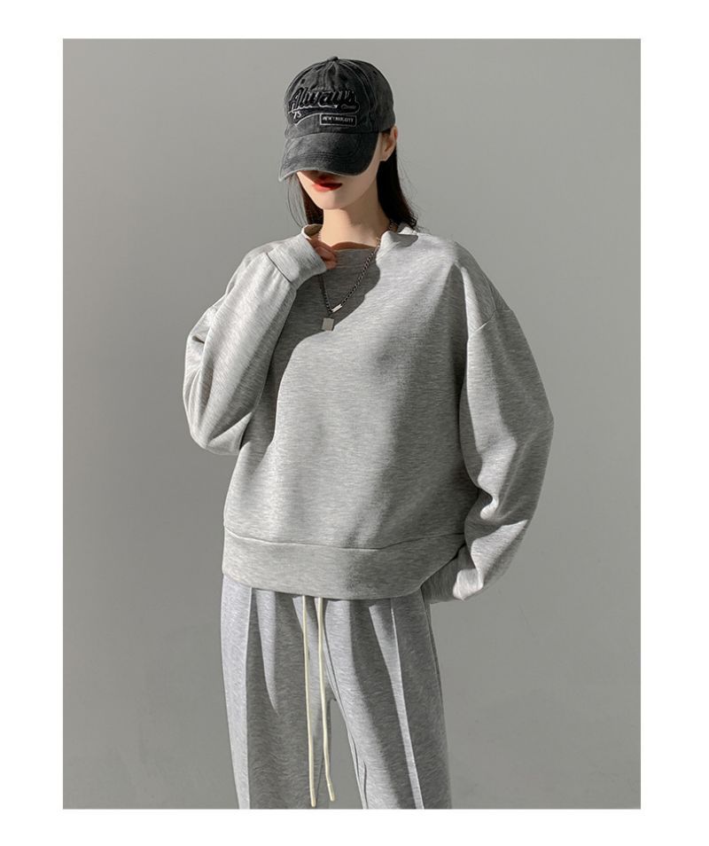 Treninginis laisvalaikio kostiumėlis