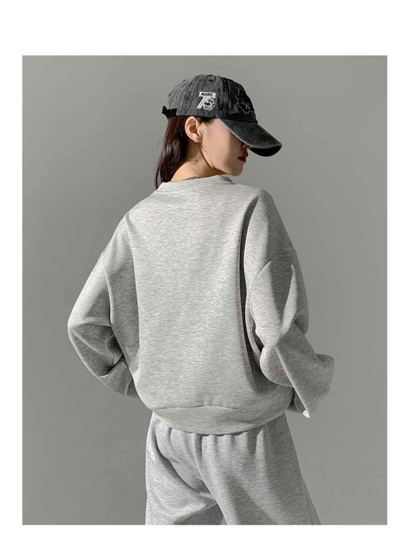 Treninginis laisvalaikio kostiumėlis